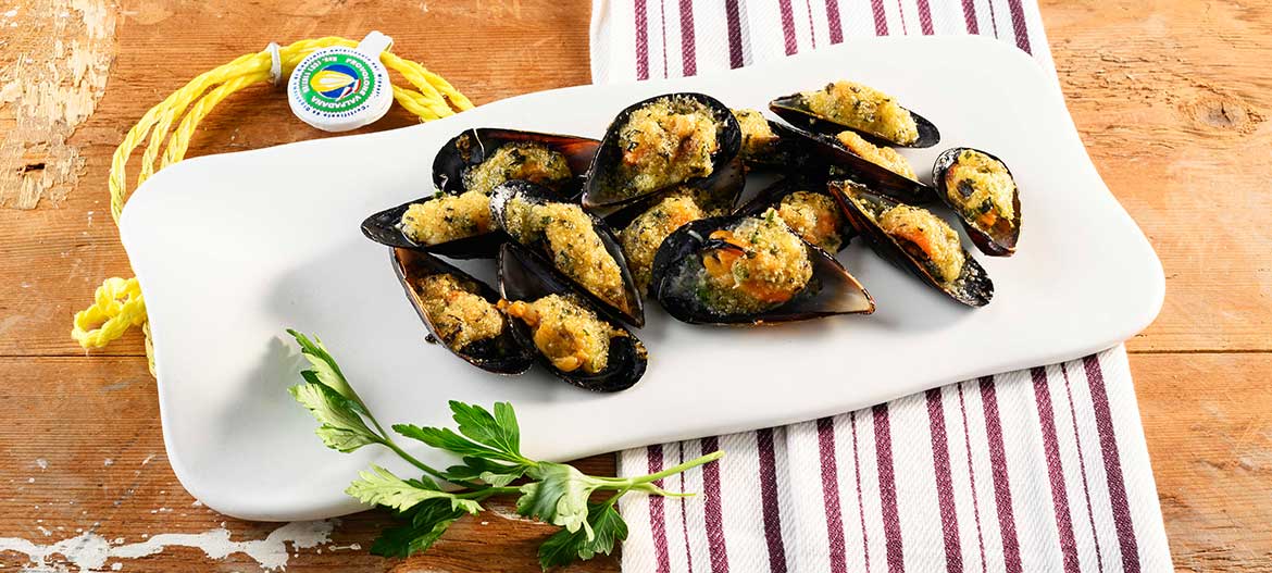 cozze gratinate con Provolone Valpadana piccante